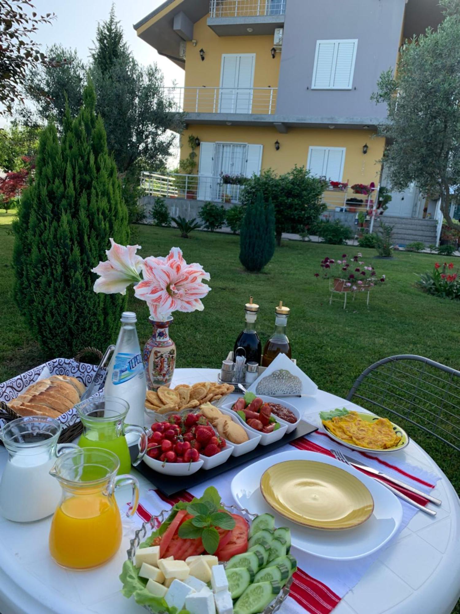 Hotel Villa Linda Shkodra Exterior foto